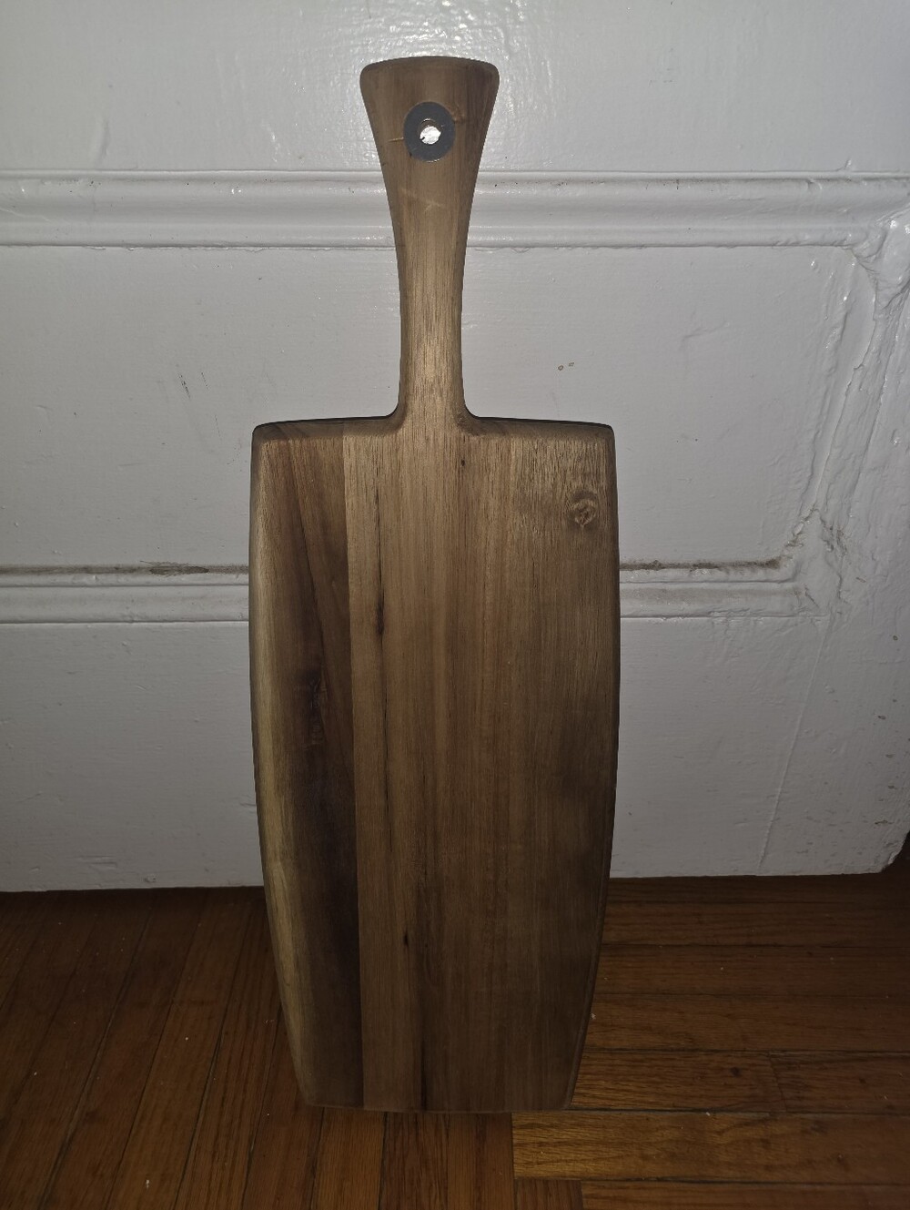 22 Inch Acacia Wooden Paddle Shaped Chacuterie Board